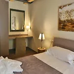 아파트호텔 Ninfea Wellness & 4*