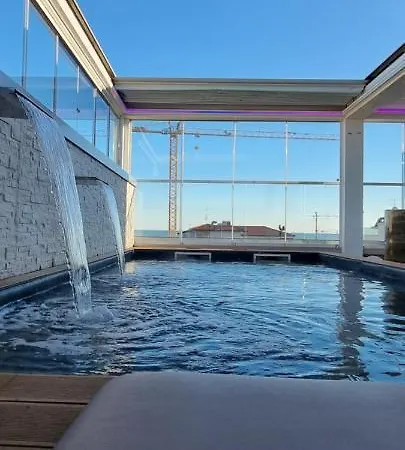 Ninfea Wellness & アパートホテル カオルレ