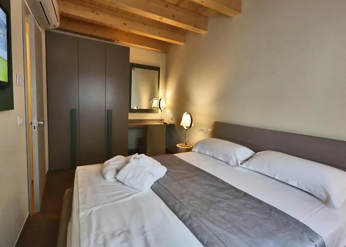 Ninfea Wellness & 4*