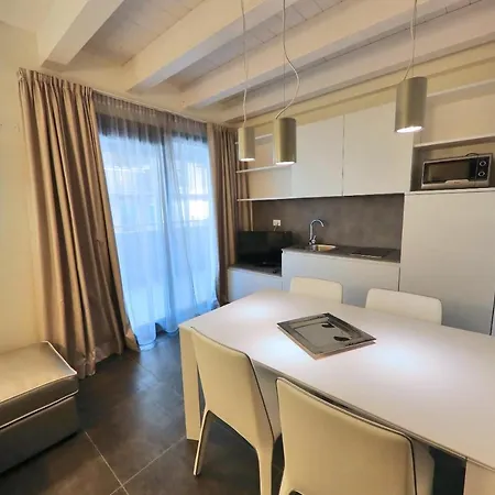 Ninfea Wellness & Apartmanhotel Caorle